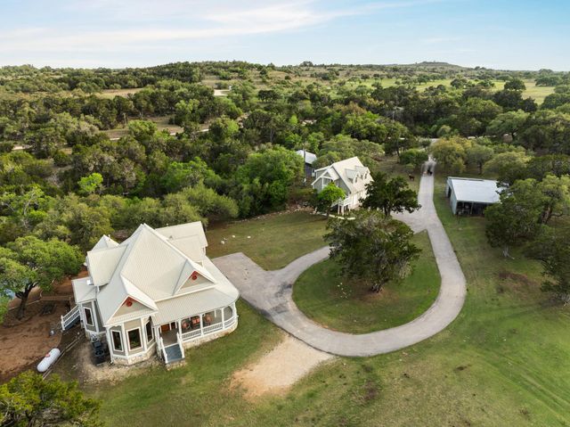 3409 Gatlin Creek RD, Dripping Springs, TX 78620