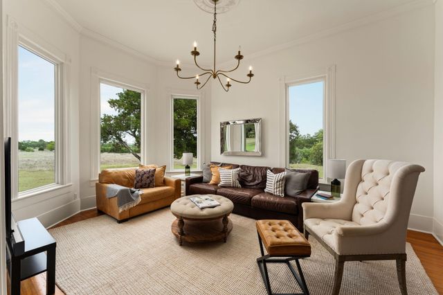 3409 Gatlin Creek RD, Dripping Springs, TX 78620