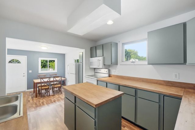 1537 W Pleasant Street 1537 W Pleasant Street, Springfield, OH 45506