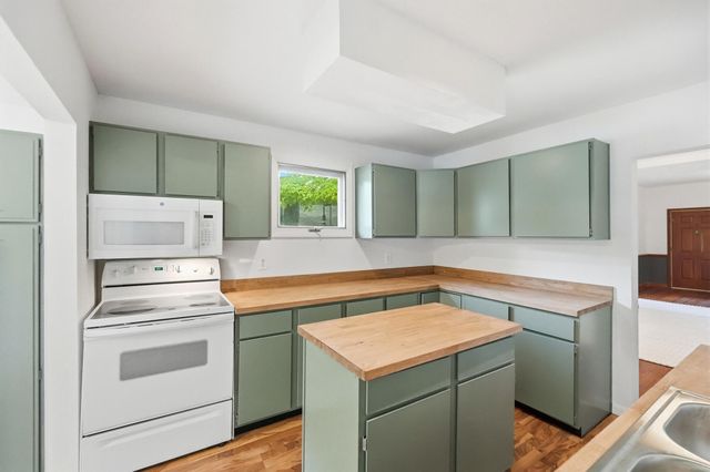 1537 W Pleasant Street 1537 W Pleasant Street, Springfield, OH 45506