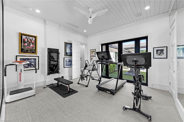 6536 Highcroft DR, Naples, FL 34119