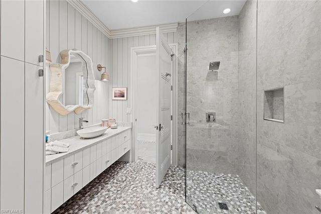 6536 Highcroft DR, Naples, FL 34119