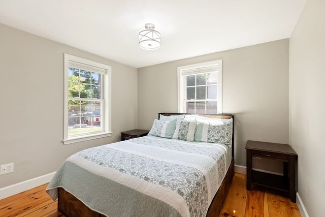 14 Bruce Ln, Wenham, MA 01984