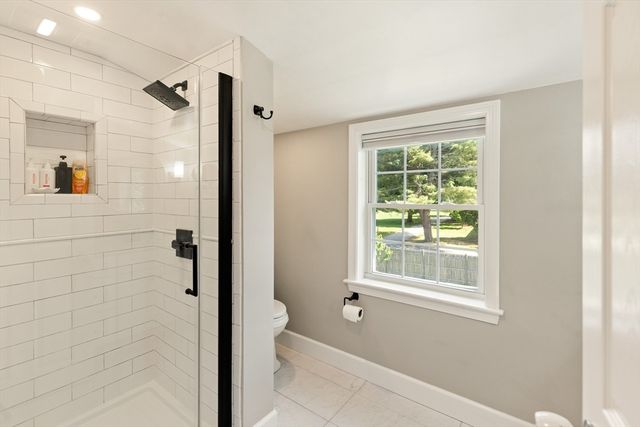 14 Bruce Ln, Wenham, MA 01984