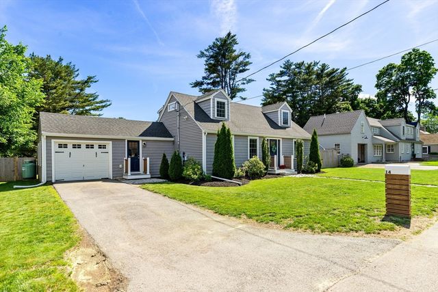 14 Bruce Ln, Wenham, MA 01984