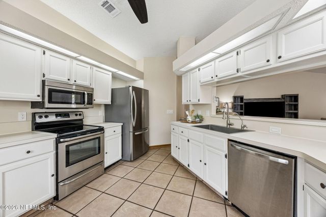 9089 FORGEMAKER Court, Jacksonville, FL 32244