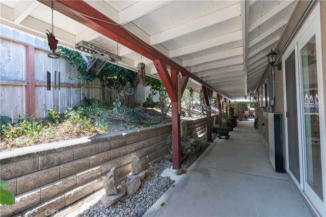 7405 Castano Avenue, Atascadero, CA 93422
