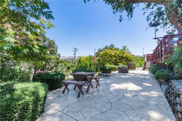 7405 Castano Avenue, Atascadero, CA 93422