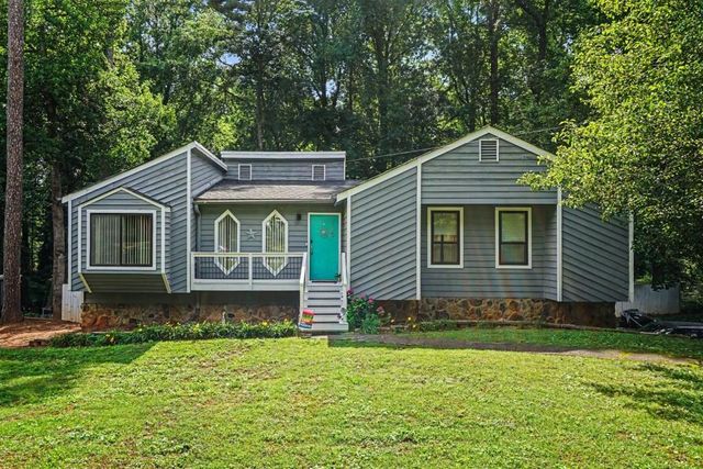 135 Chaney Court, Lawrenceville, GA 30044