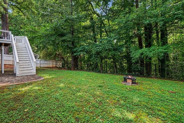 135 Chaney Court, Lawrenceville, GA 30044
