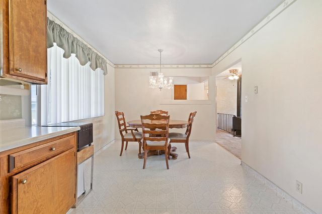 343 Eva Ct, Manteca, CA 95336