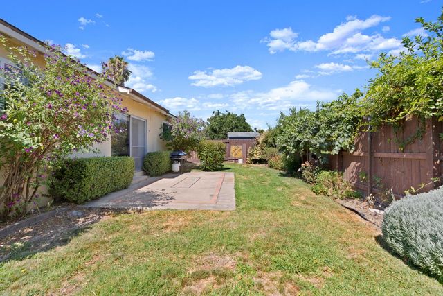 343 Eva Ct, Manteca, CA 95336