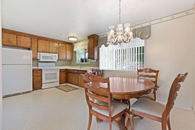 343 Eva Ct, Manteca, CA 95336