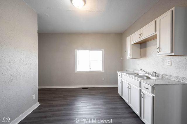 2909 Station Street, Indianapolis, IN 46218