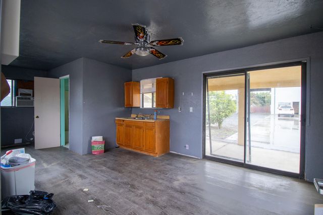 1107 W Westfield Avenue, Porterville, CA 93257