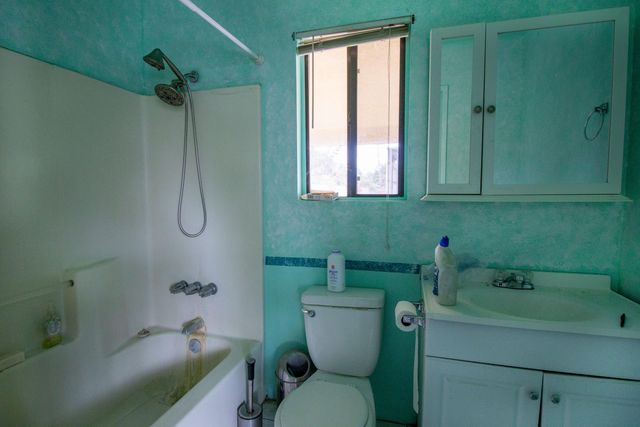 1107 W Westfield Avenue, Porterville, CA 93257