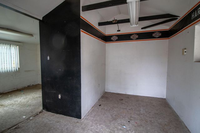 1107 W Westfield Avenue, Porterville, CA 93257