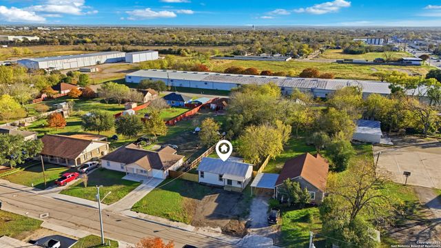 127 Roosevelt Drive, Seguin, TX 78155