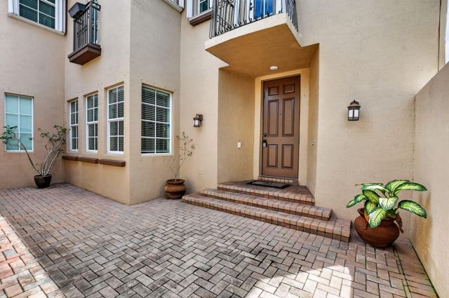 10998 NW 78th Place, Parkland, FL 33076