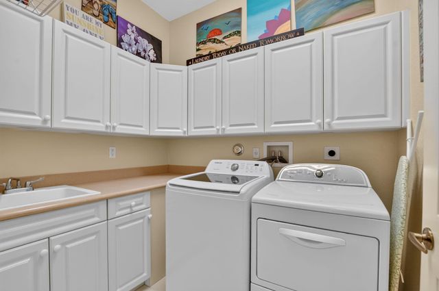 10998 NW 78th Place, Parkland, FL 33076