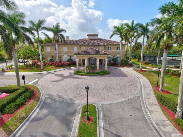 10998 NW 78th Place, Parkland, FL 33076