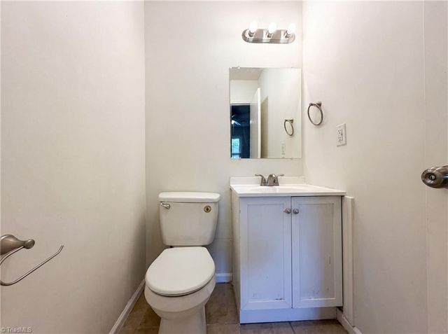 4708 Chaucer Drive, Greensboro, NC 27407
