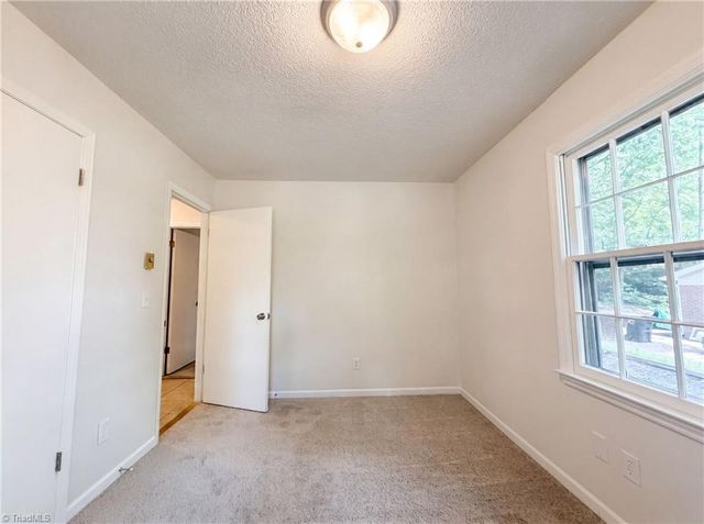 4708 Chaucer Drive, Greensboro, NC 27407