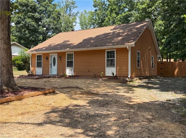 4708 Chaucer Drive, Greensboro, NC 27407