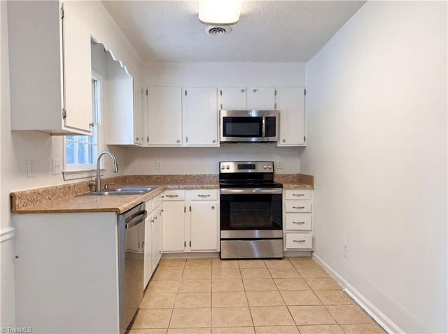 4708 Chaucer Drive, Greensboro, NC 27407