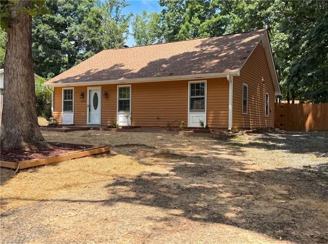 4708 Chaucer Drive, Greensboro, NC 27407