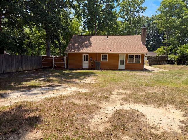 4708 Chaucer Drive, Greensboro, NC 27407