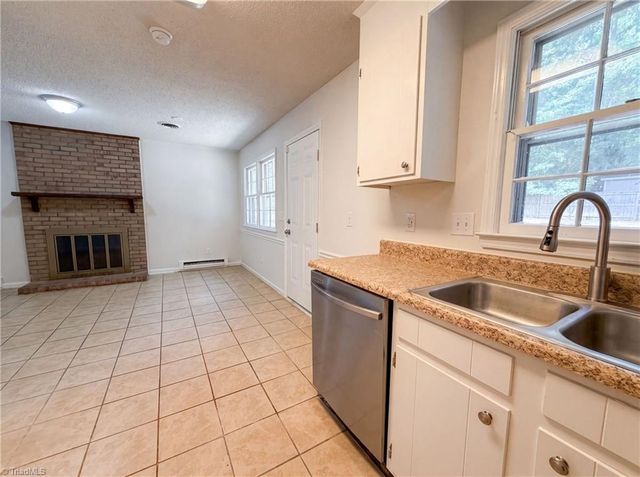 4708 Chaucer Drive, Greensboro, NC 27407