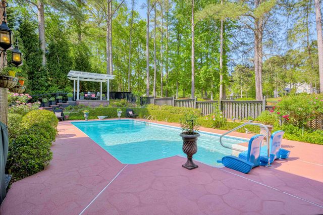 121 Loganberry Court, Aiken, SC 29803