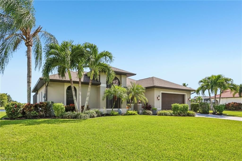 11978 Royal Tee CIR, CAPE CORAL, FL 33991 — photo 3