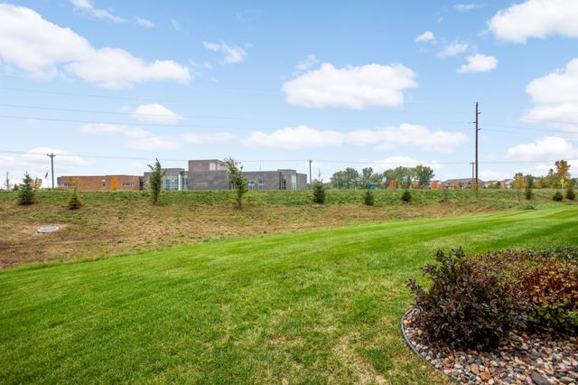 13626 Applewood Trail, Rosemount, MN 55068