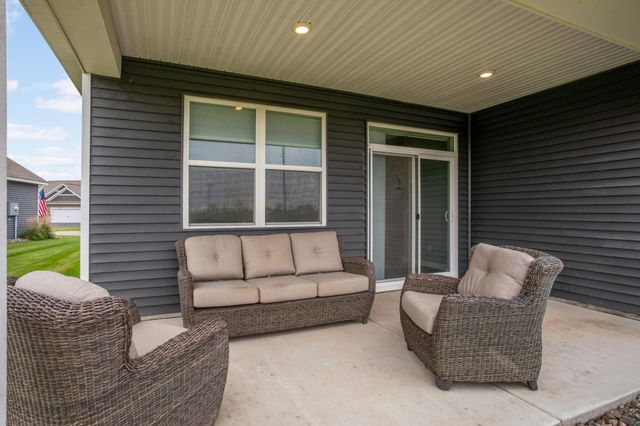 13626 Applewood Trail, Rosemount, MN 55068
