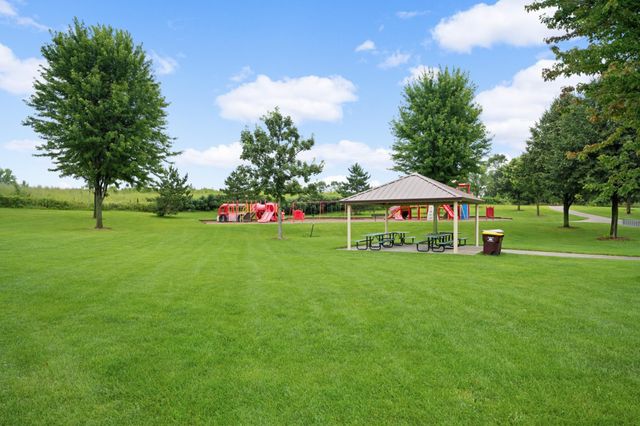 13626 Applewood Trail, Rosemount, MN 55068