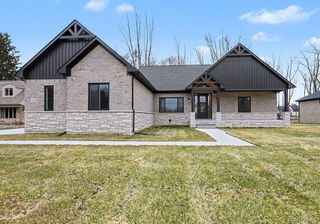 55420 Jewell Road, Shelby Twp, MI 48315