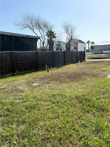 1510 Whispering Sands St, Port Aransas, TX 78373