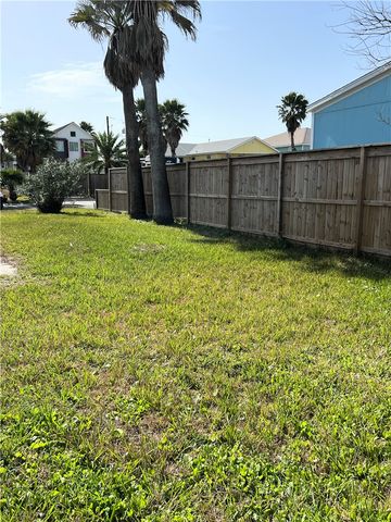 1510 Whispering Sands St, Port Aransas, TX 78373