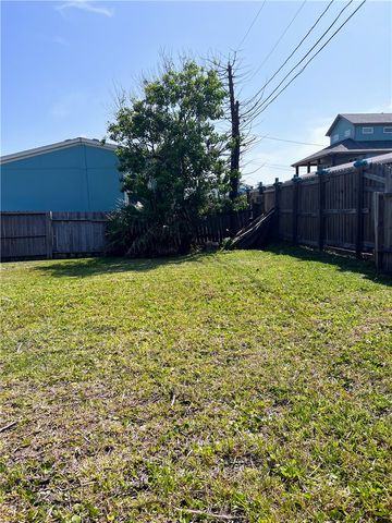 1510 Whispering Sands St, Port Aransas, TX 78373