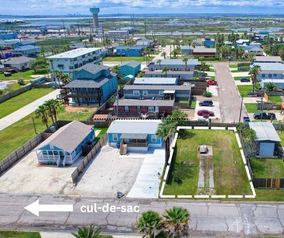 1510 Whispering Sands St, Port Aransas, TX 78373