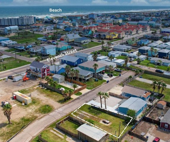 1510 Whispering Sands St, Port Aransas, TX 78373