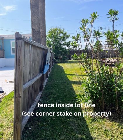 1510 Whispering Sands St, Port Aransas, TX 78373