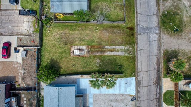 1510 Whispering Sands St, Port Aransas, TX 78373