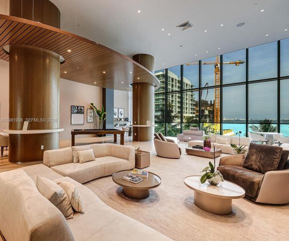 460 NE 28th St 3301, Miami, FL 33137