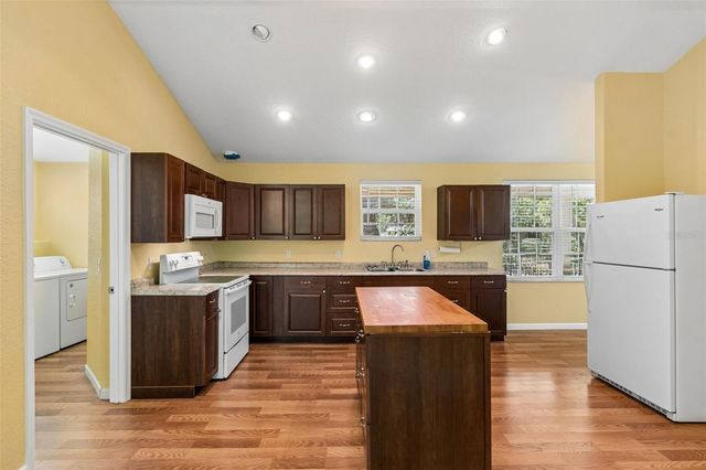 11274 S RIVIERA DRIVE, Homosassa, FL 34448