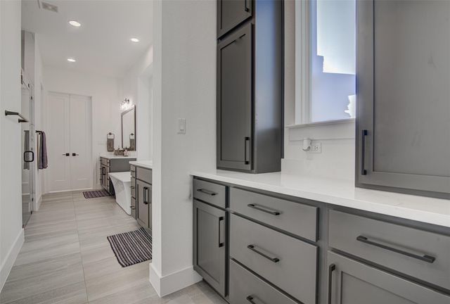 160 Onion Creek LN, Driftwood, TX 78619