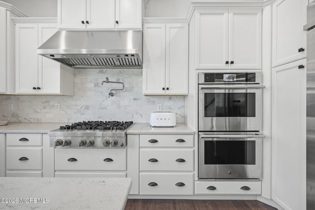 66 Windermere Road, Lincroft, NJ 07738