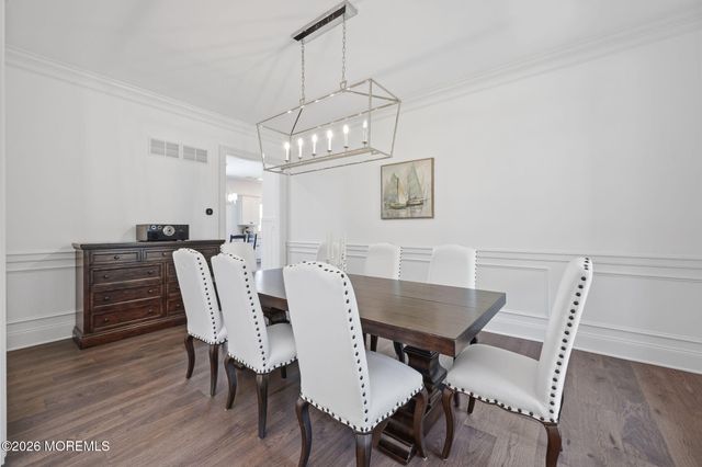 66 Windermere Road, Lincroft, NJ 07738